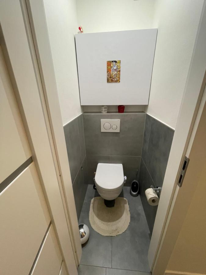 We Apartment - Close To The Center & City View, Self Check-In 24H Banská Bystrica Eksteriør billede